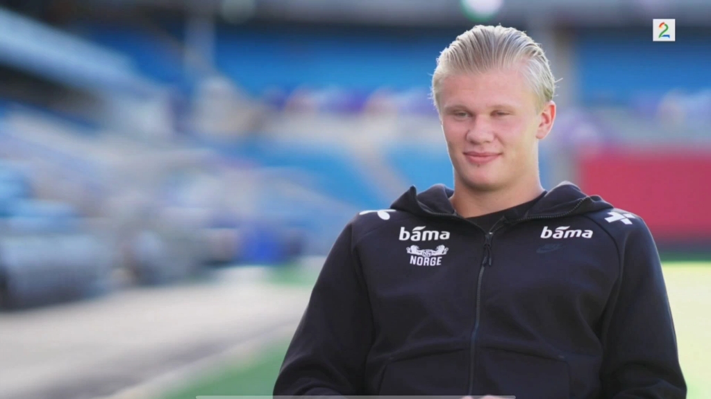 2026年美加墨世界杯扩军至48队，小组赛规则革新，淘汰赛对阵更复杂，传统强队与新势力激烈竞争。