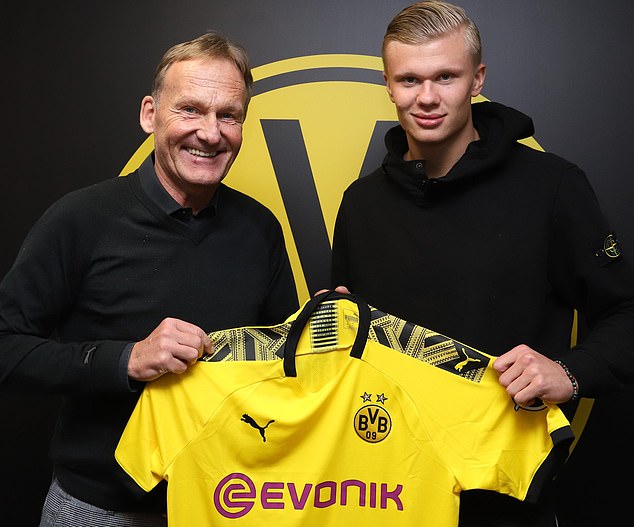 镜报：曼联1月无法召回霍伊伦，那不勒斯有欧冠资格就能买断