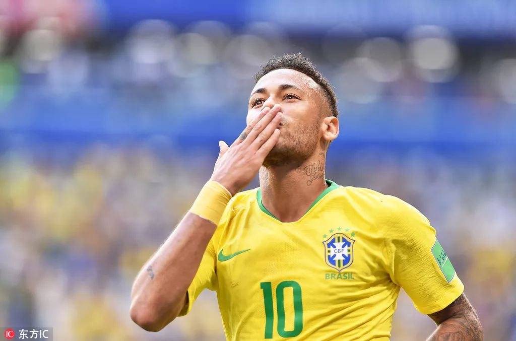 德约专访（三）：钦佩C罗拿走可乐的勇气，作为父亲我们都愿孩子心有所向